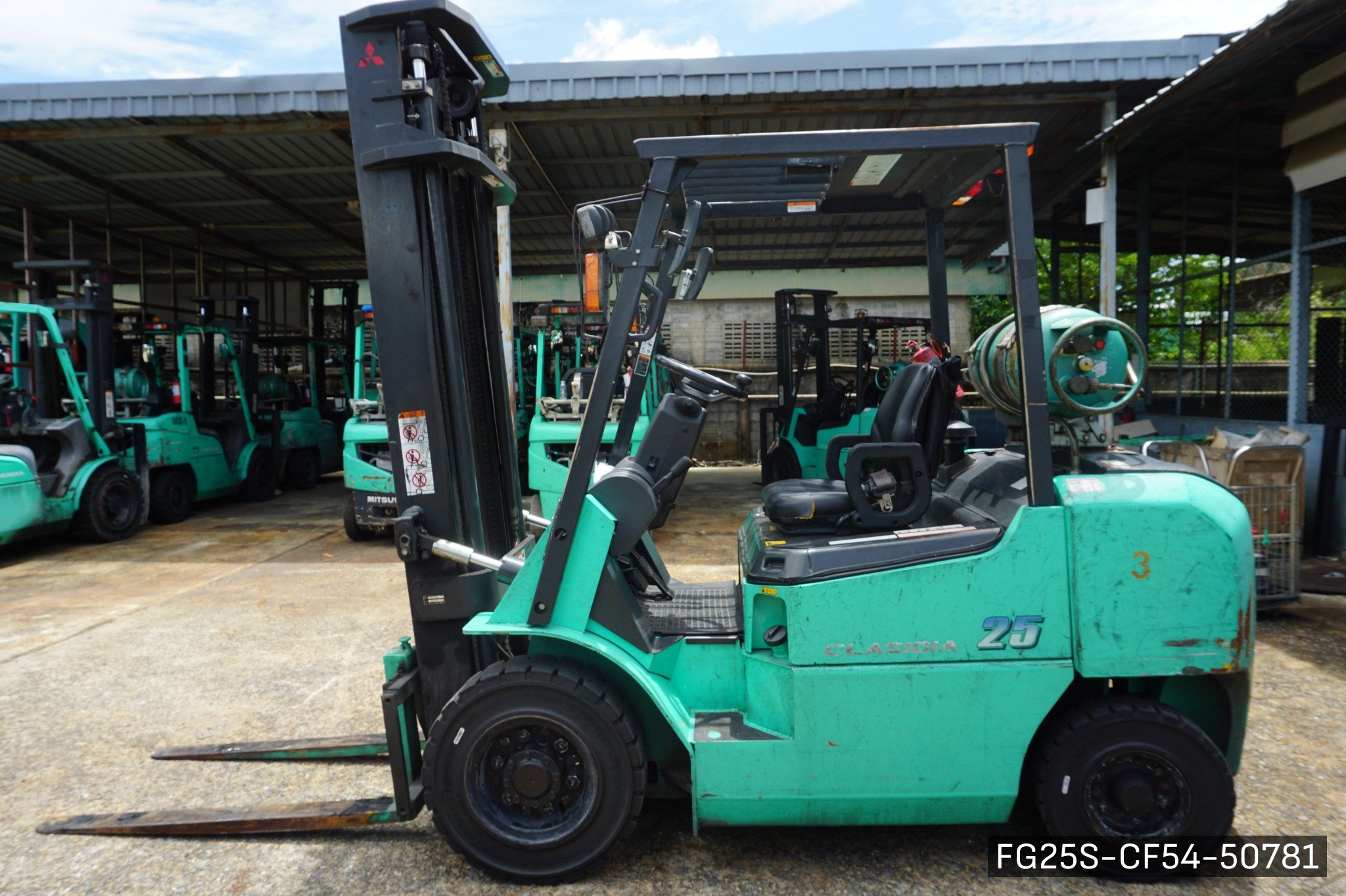 MITSUBISHI FG25S - image 1