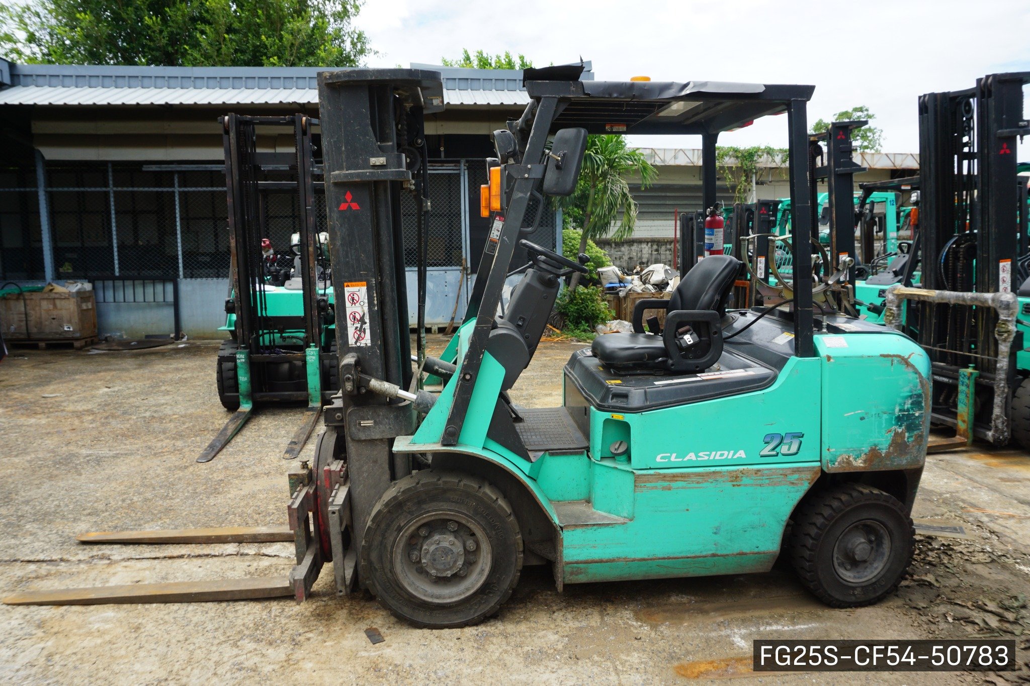 MITSUBISHI FG25S - image 1