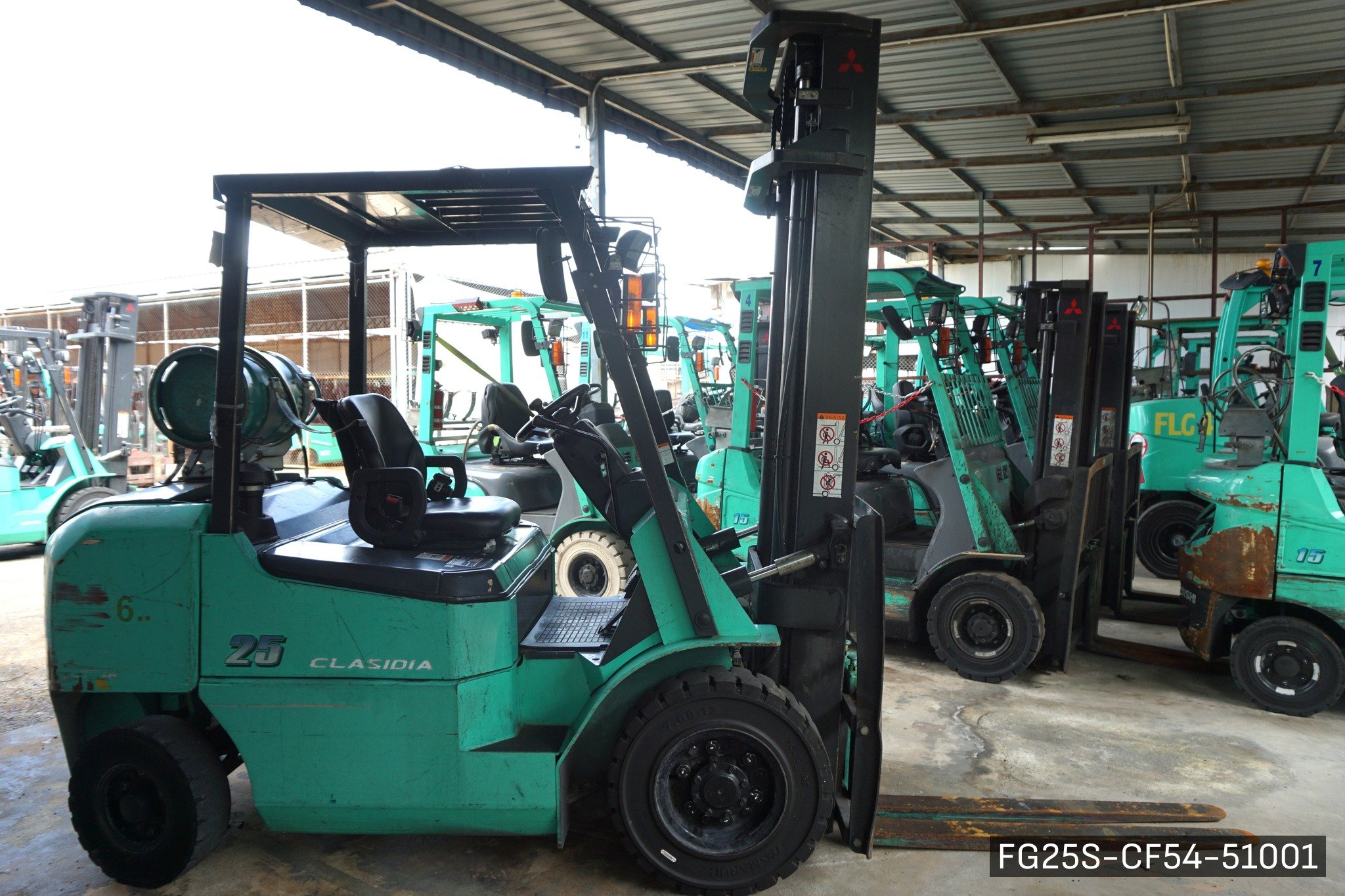 MITSUBISHI FG25S - image 2