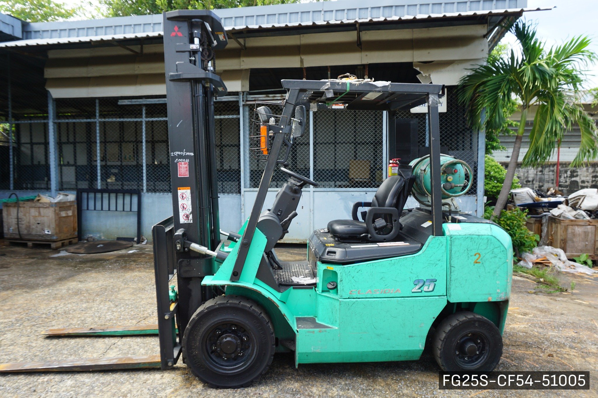 MITSUBISHI FG25S - image 1