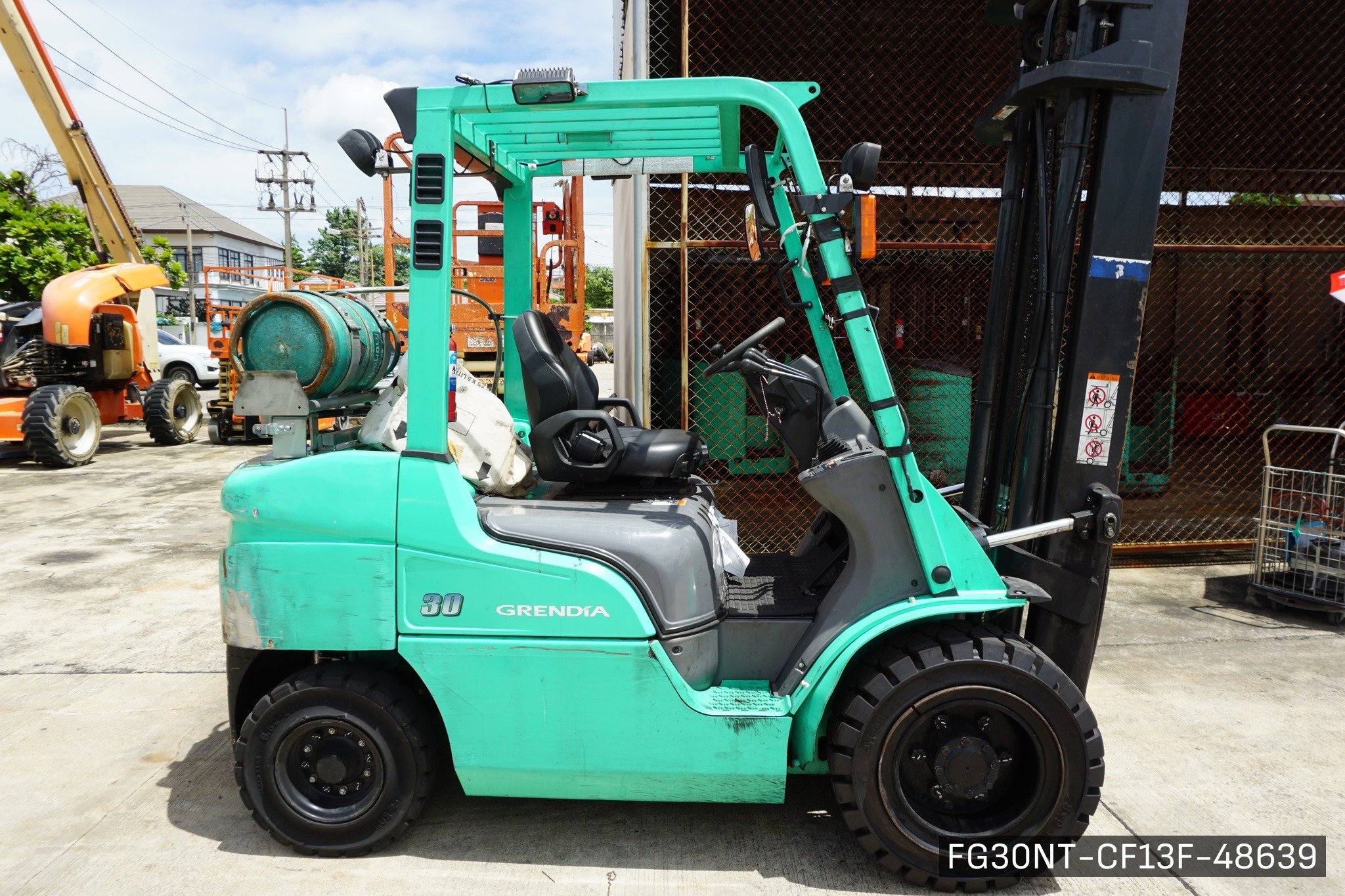 MITSUBISHI FG30NT - image 1