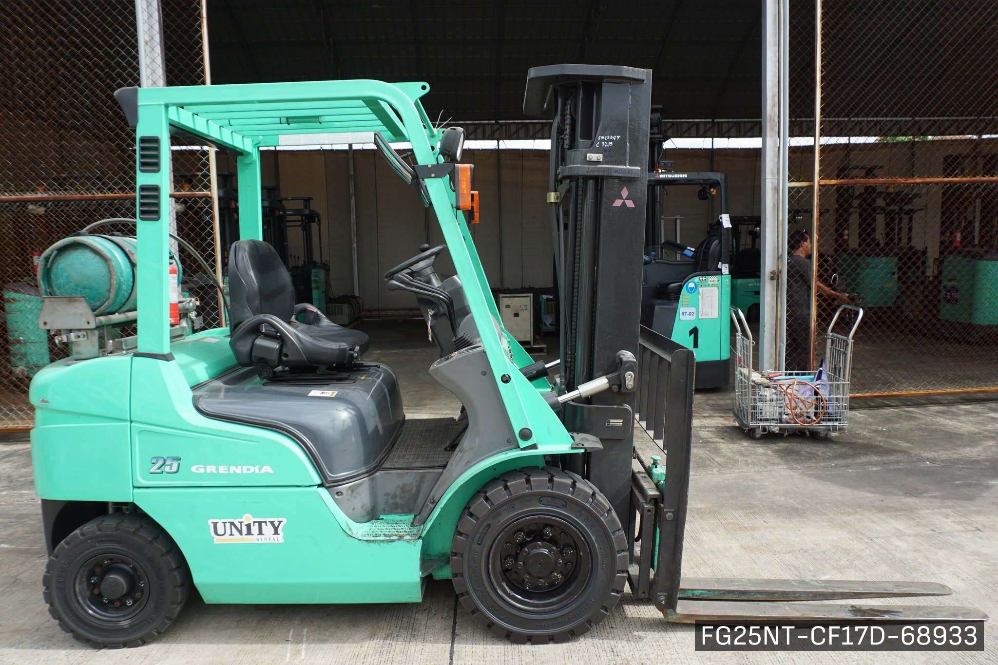 MITSUBISHI FG25NT - image 3