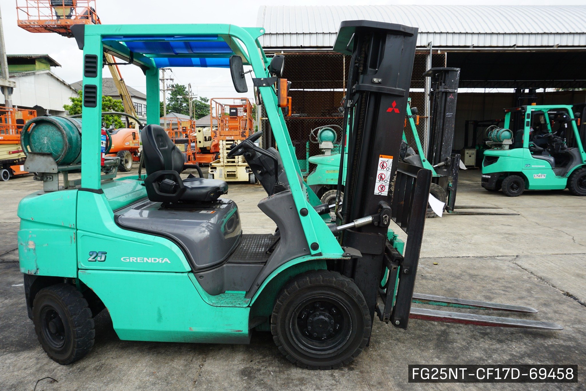 MITSUBISHI FG25NT - image 3