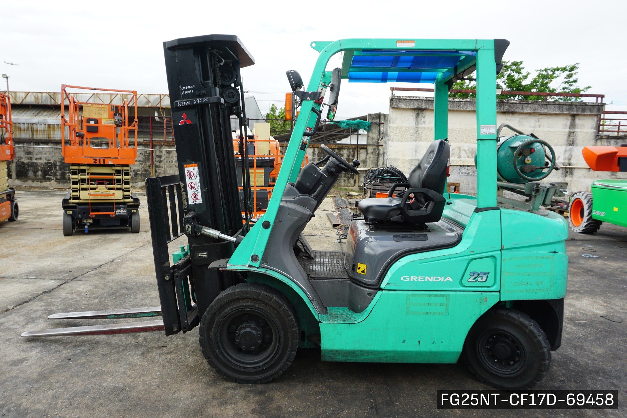 MITSUBISHI FG25NT - image 1