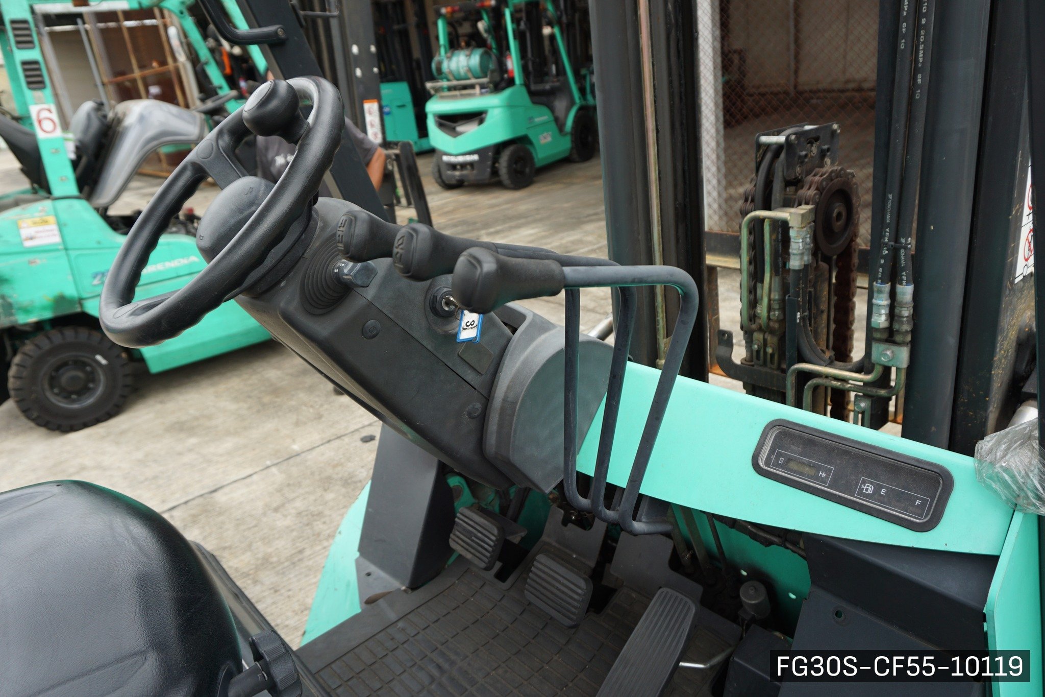MITSUBISHI FG30S - image 7