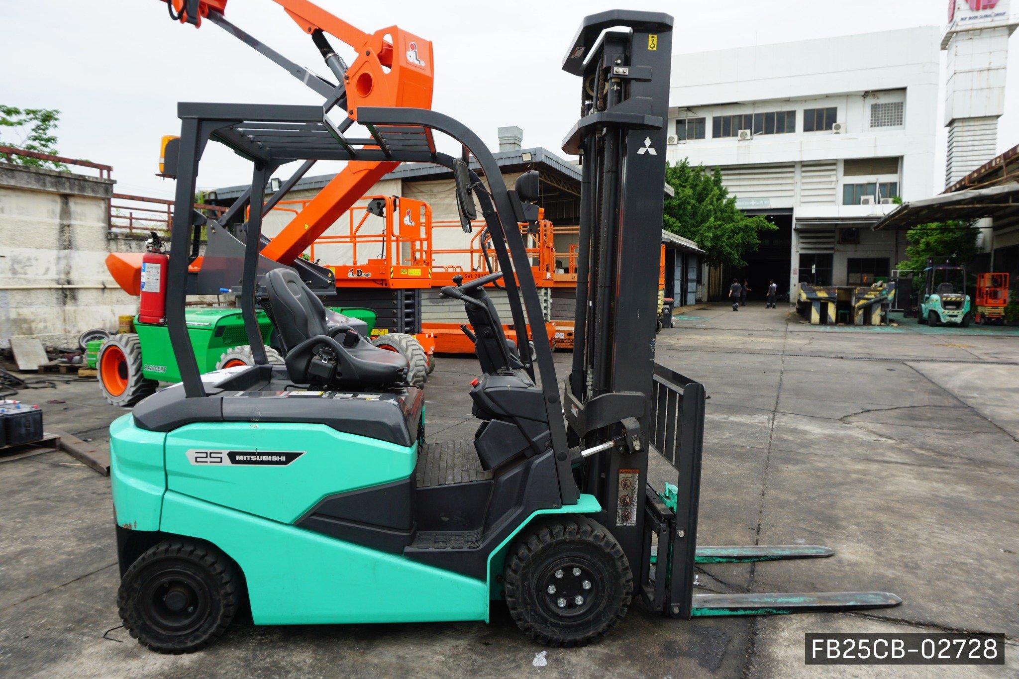 MITSUBISHI FB25CB - image 4