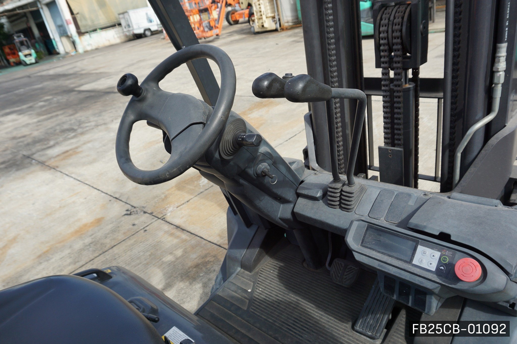 MITSUBISHI FB25CB - image 7