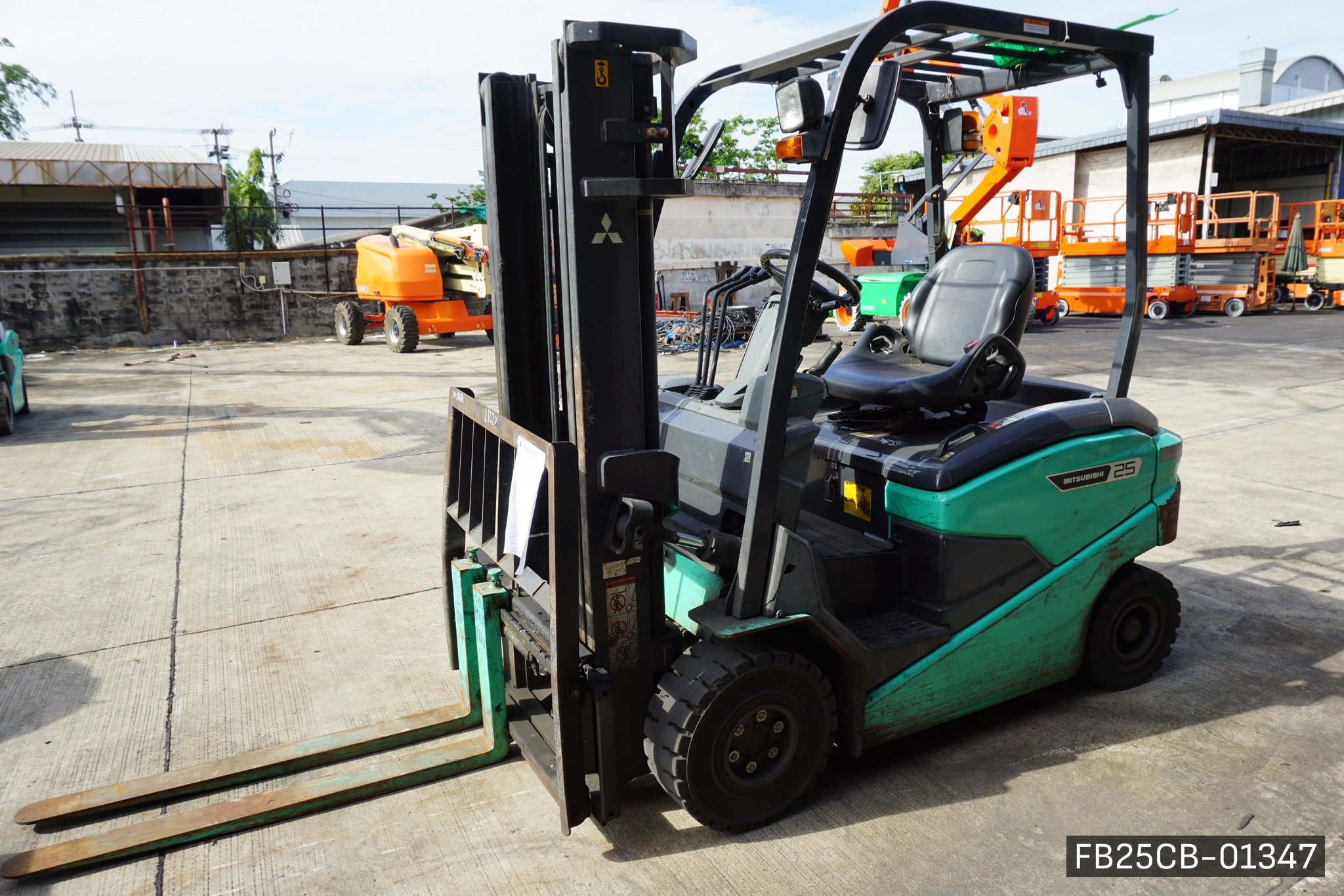 MITSUBISHI FB25CB - image 1