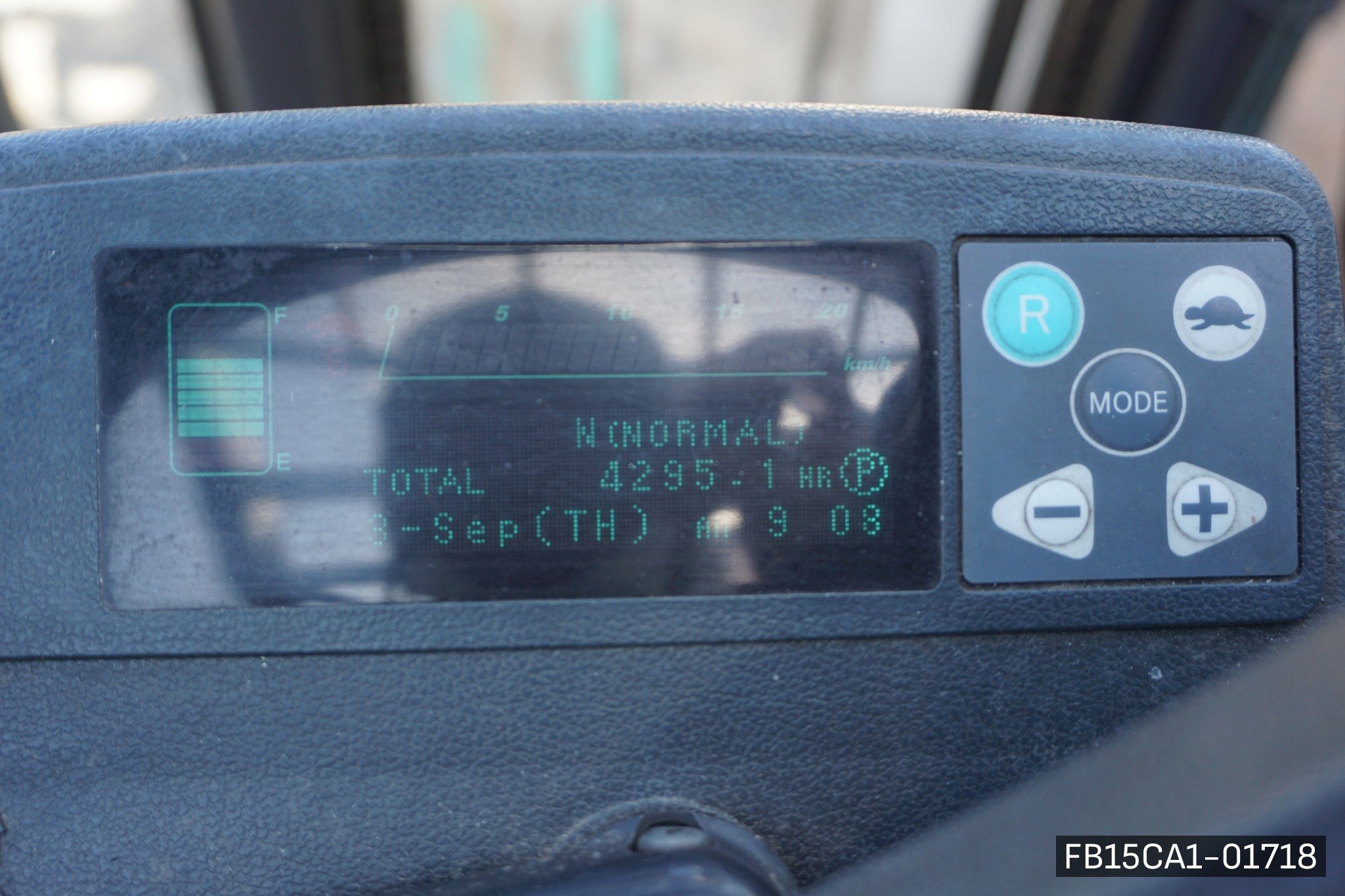 MITSUBISHI FB15CA1 - image 10