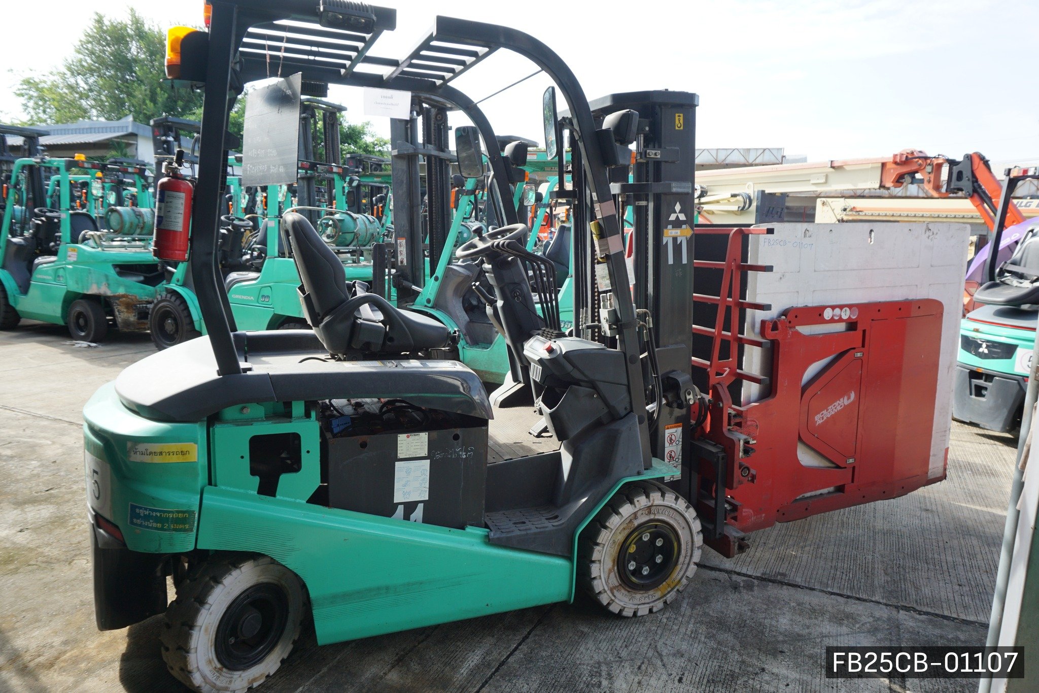 MITSUBISHI FB25CB - image 2